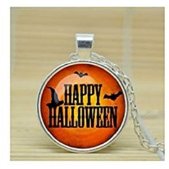 Jewelry - Happy Halloween Necklace